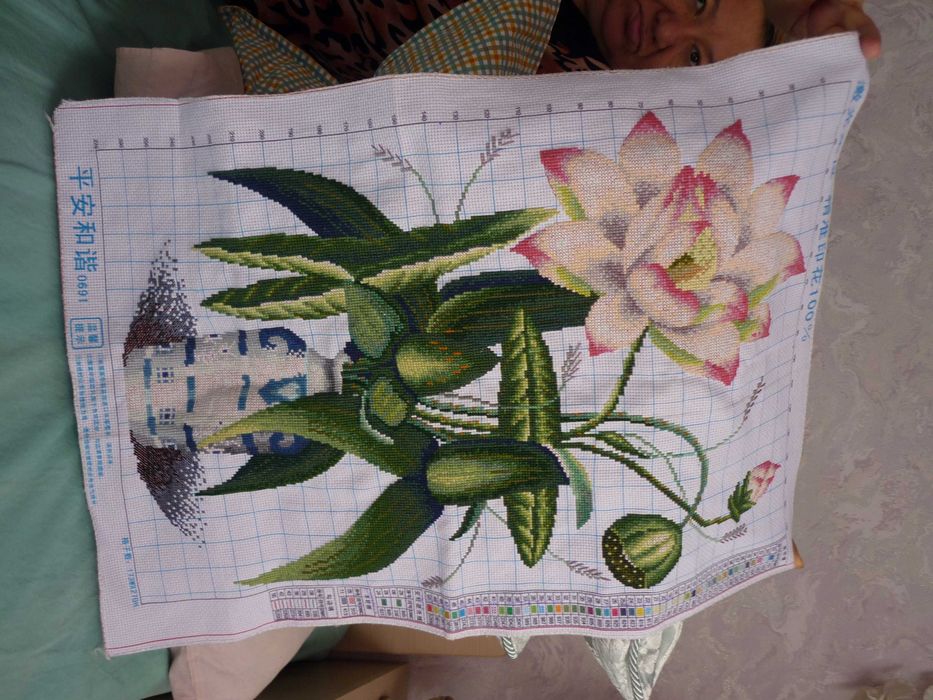 Продаются вышитые картины