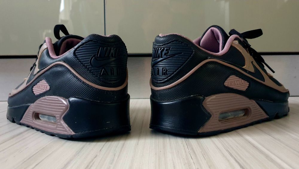 Nike Air Max 90 Leather  44 /28см UK 9 US 10 ОРИГИНАЛ! Мъжки Маратонки