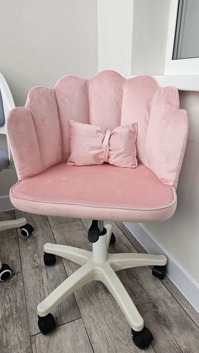 Продам детские кресла