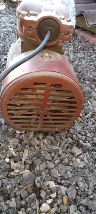 Продам двигатель асинхронный с ТРК Ливенка