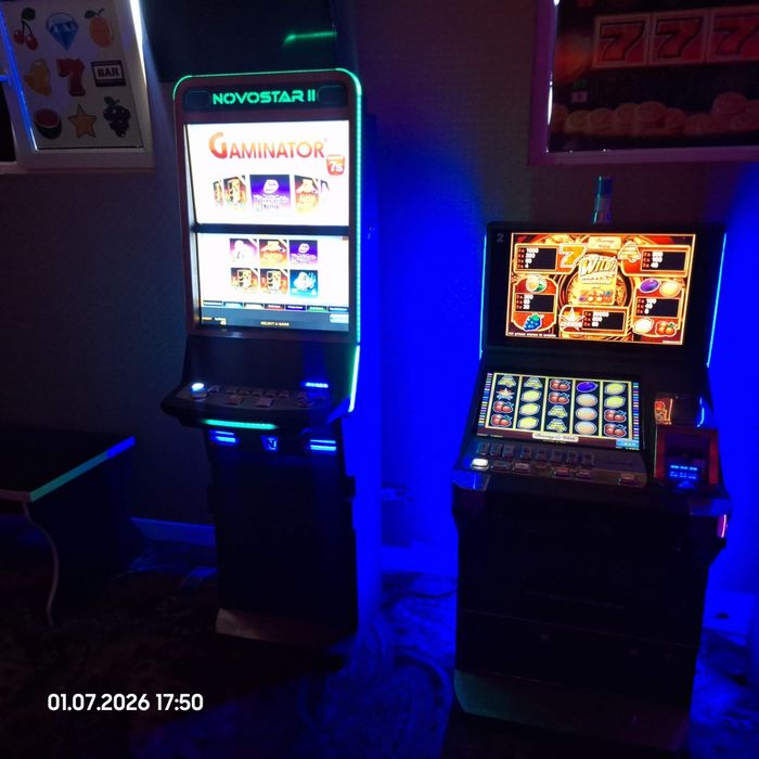 Vand Slot machine 77777 pacanele