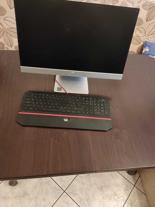 Продавам компютърна конфигурация за гейминг