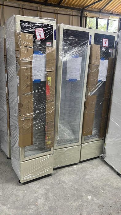 Vitrină verticală Slim 48 cm lățime