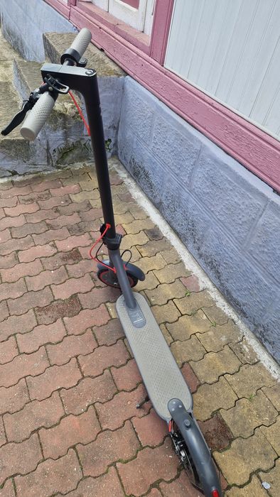 Vând trotinetă electrică AOVO PRO, stare foarte bună