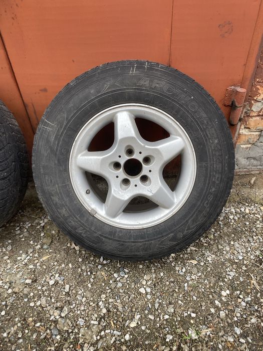 Продам диски Мерседес R16 оригинал