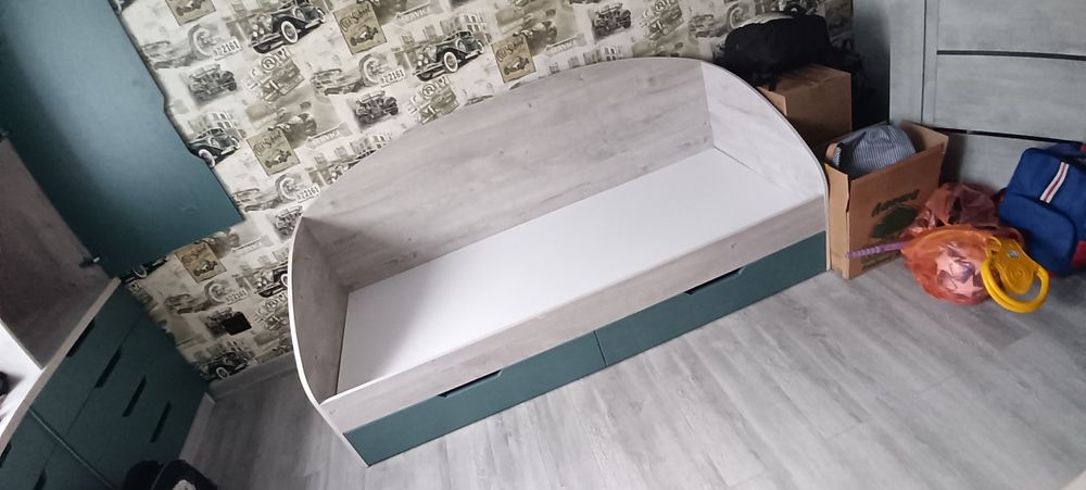 Продаём детскую кровать