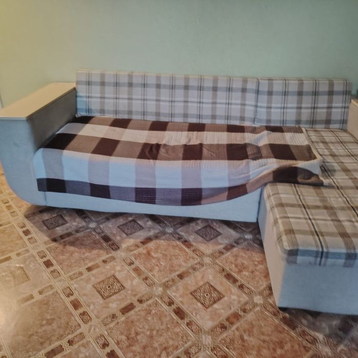 Отдам диван бесплатно