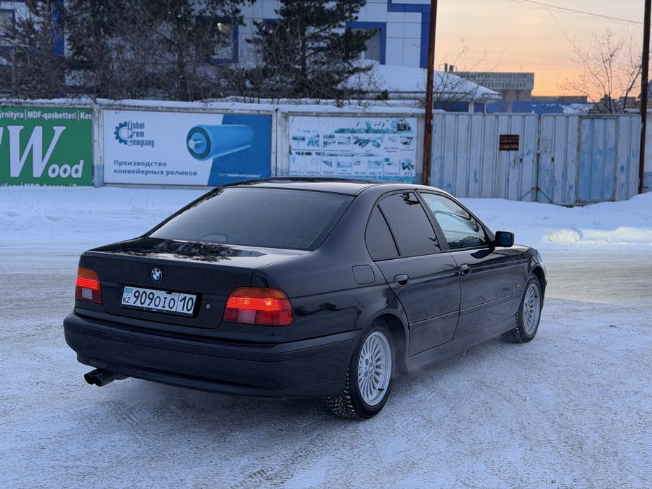 BMW 2.5 литра 1997 год