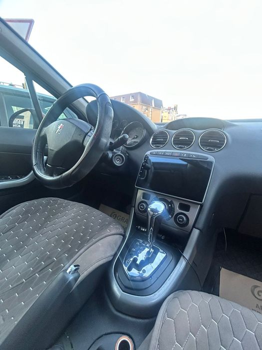 Продается пежо 308