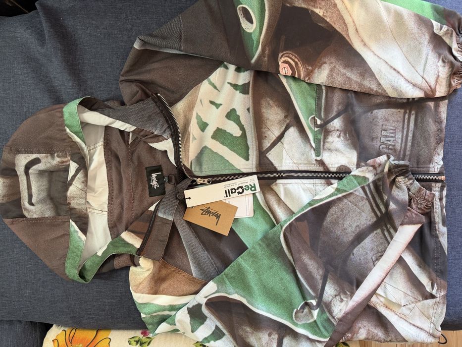Ветровка яке Stussy М размер ново