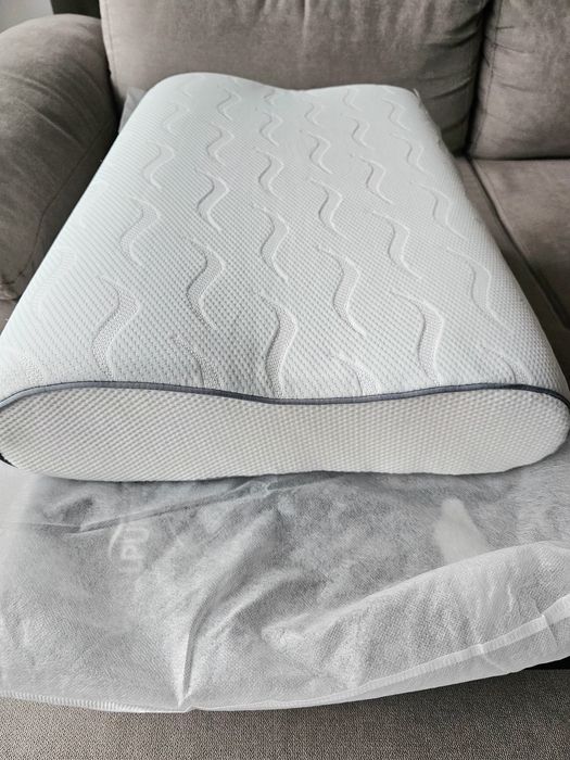 Pernă cervicală cu memorie