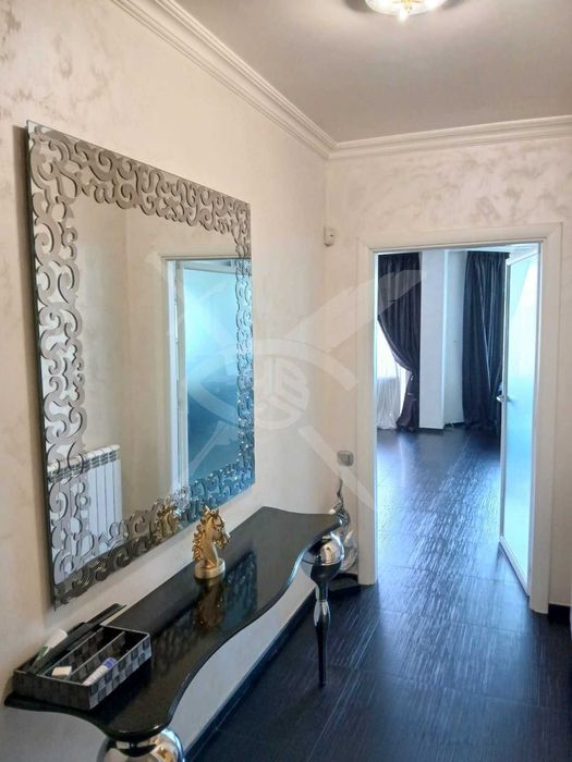 Продава се Тристаен апартамент в Пловдив, Център - 127 кв.м за 2756 €/кв.м - Снимка #12