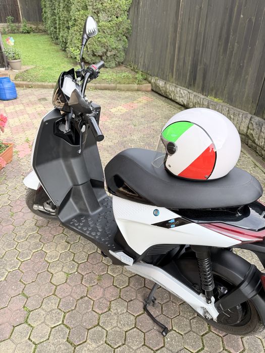 Scooter Piaggio 1 plus