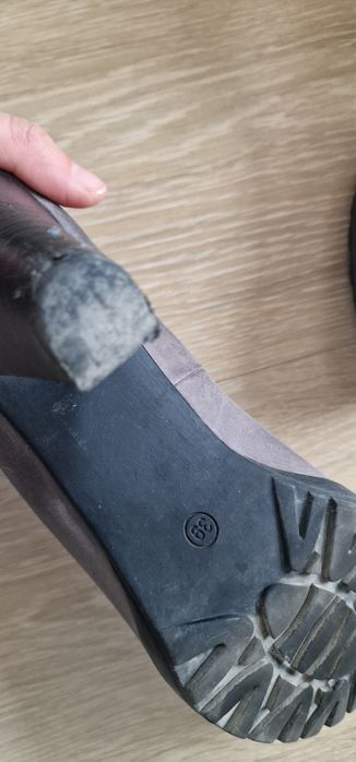 Дамски кожени боти и обувки 39 размер