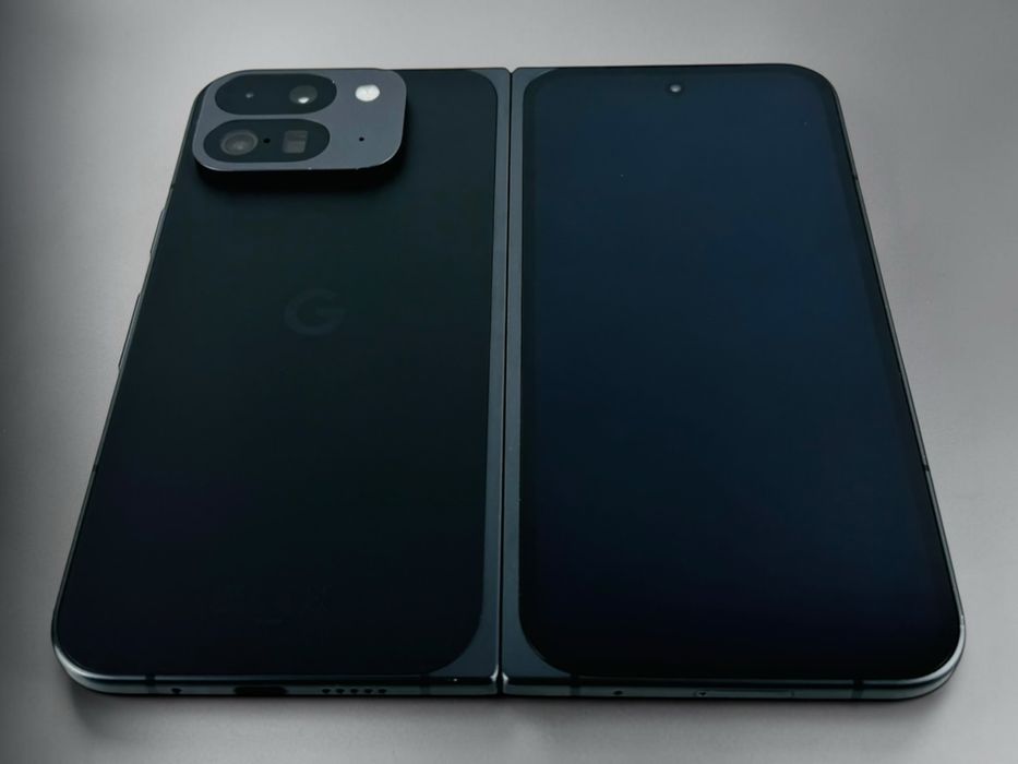 Google Pixel 9 Pro Fold 256GB 12RAM Obsidian Перфектен! Гаранция!