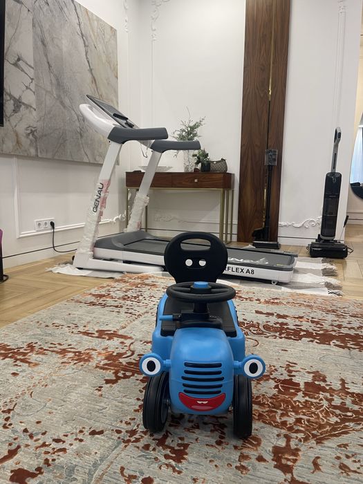 Толокар машинка синий трактор