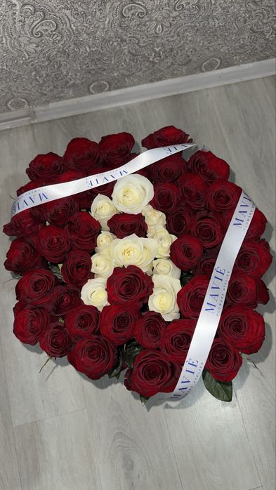 Продам свежие цветы, буква А.