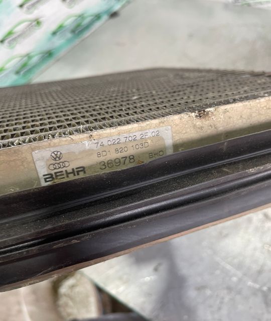 Vaporizator (radiator racire habitaclu) 8D1 820 103D Volkswagen VW Go