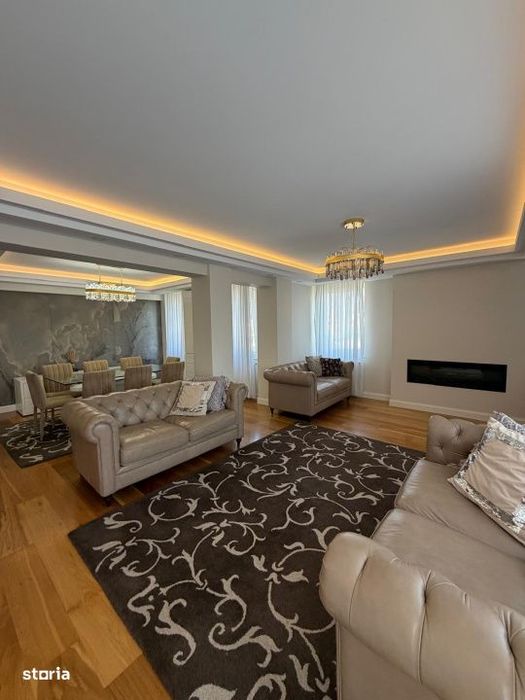 Apartament de lux, 200 mp, etaj intermediar, Radauti