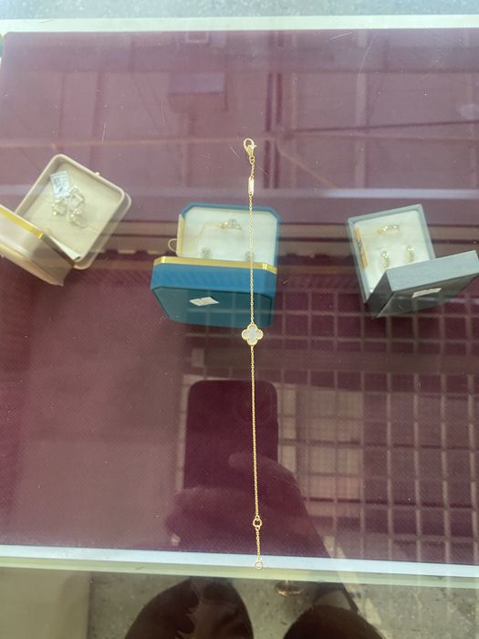 Van Cleef & Arpels Alhambra