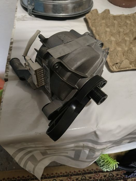 Мотор от стиральной машины