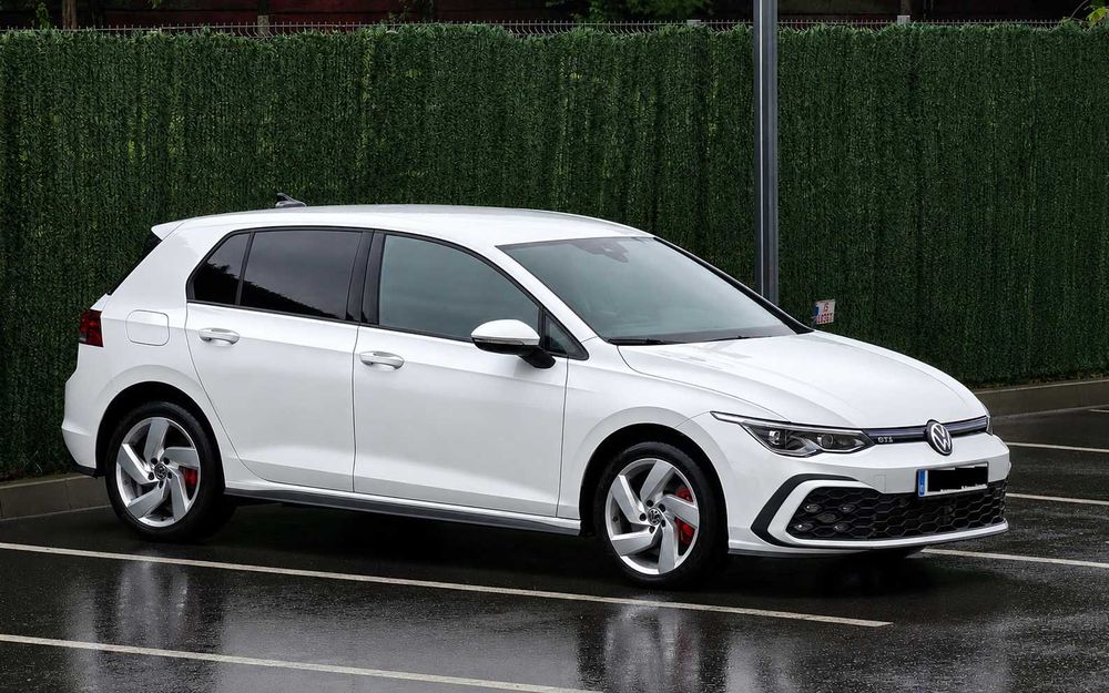 Volkswagen Golf 8 GTE  Plug-in Hybrid