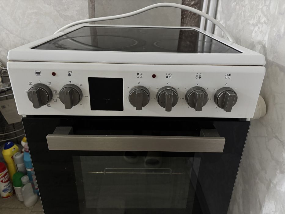 Плита с духовкой