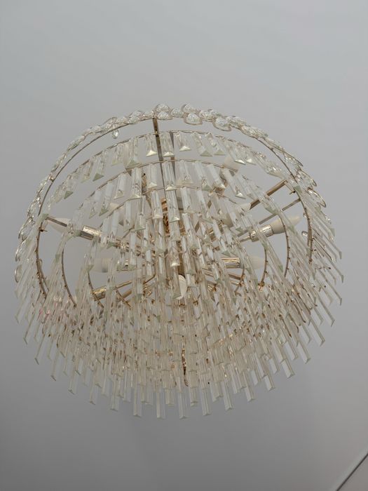 Люстра большая