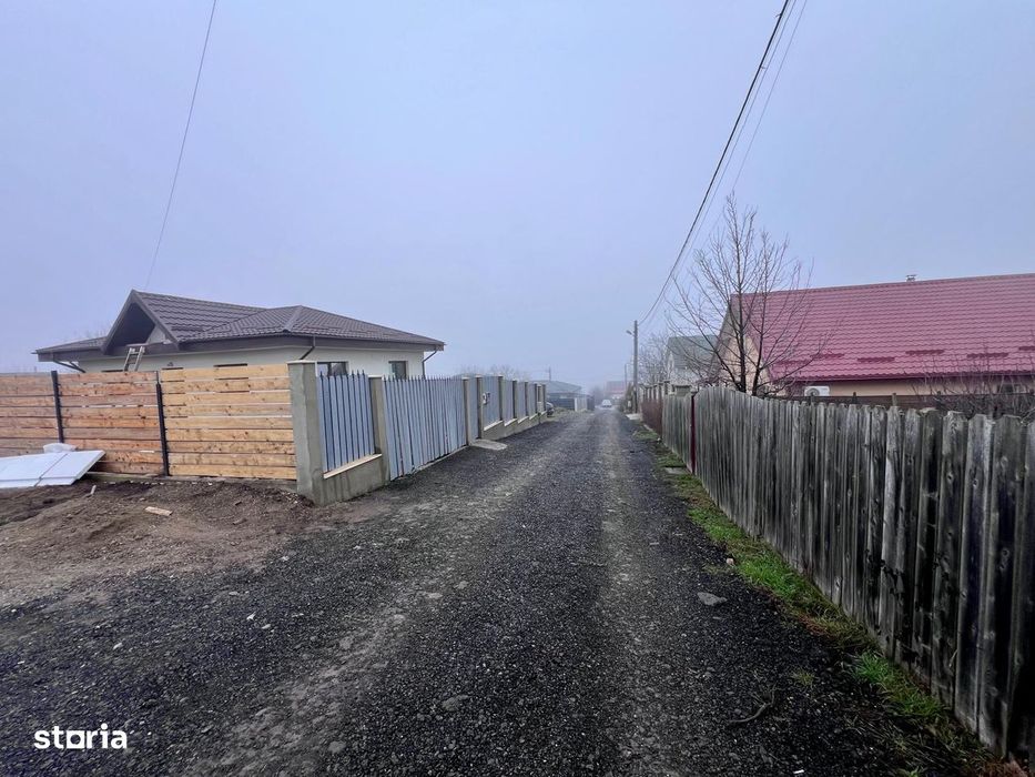 OPORTUNITATE DE INVESTITIE: Teren în Bucium, la strada asfaltata