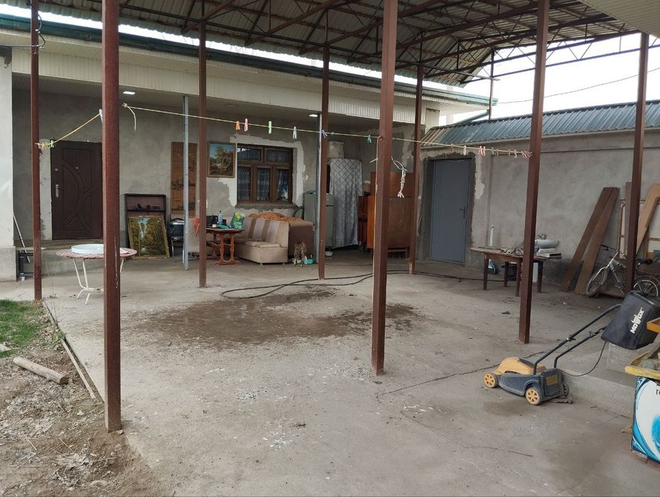 Продается дом в Яшнабадском районе