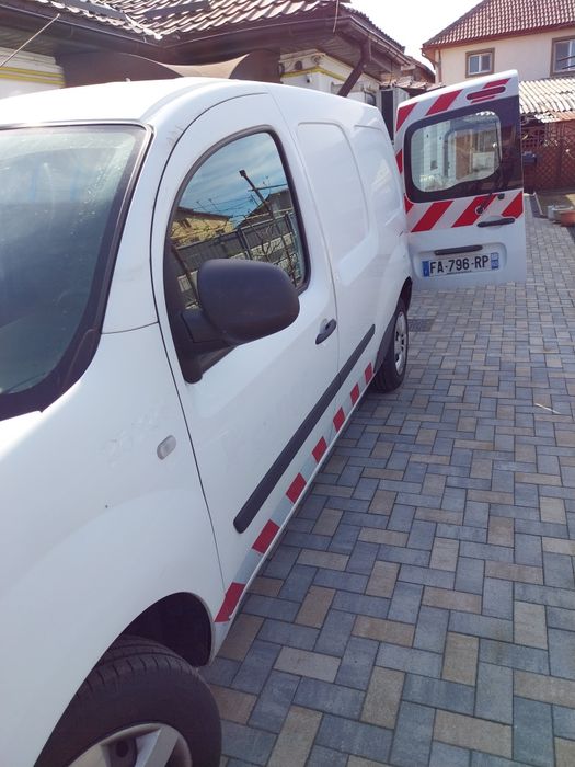 Vând Renault kangoo express grande volum maxim 1,5 dci E 6 110cp