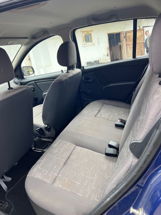 Vând Dacia Sandero 2010 in stare foarte bună de funcționare