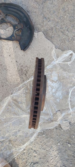 Тормозные диски на лексус GS 190