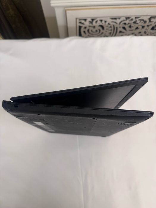 Acer ноутбук.