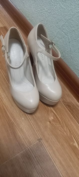 Туфли , одевались 1 раз