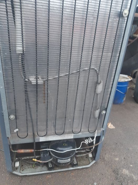 Продам морозильный шкаф бу компрессор рабочий