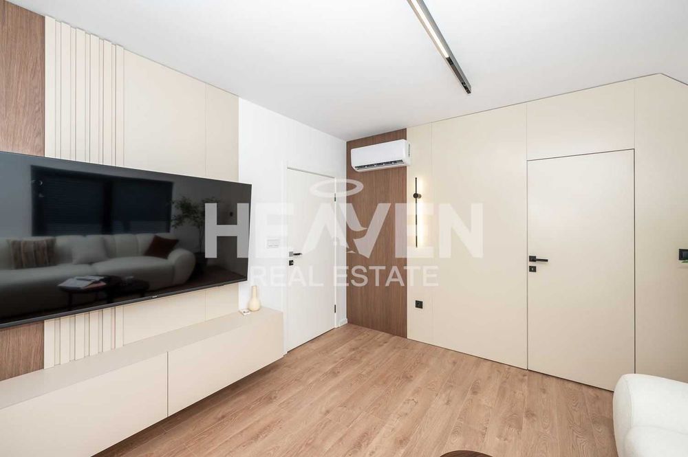 Продава се Тристаен апартамент в Пловдив, Западен - 103 кв.м за 1913 €/кв.м - Снимка #2
