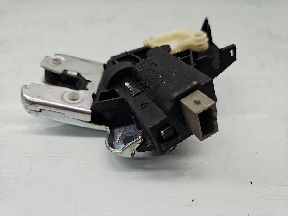 Broasca capota spate Volkswagen Passat CC (358) [Fabr 2012-2016] Coupe