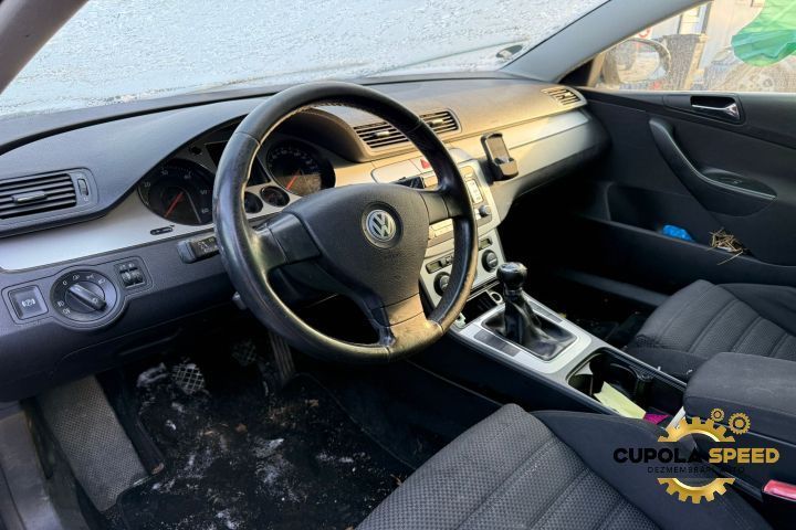 Usa / Portiera fata dreapta culoare LC9X Volkswagen VW Passat B6 [200