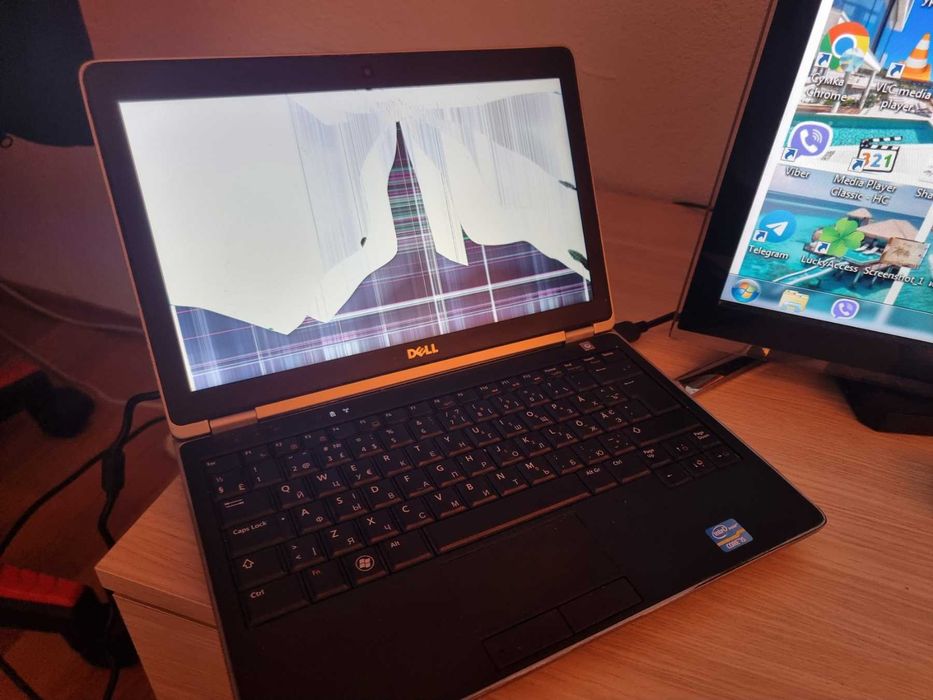 Capacul superior pentru laptop Dell Latitude E6220