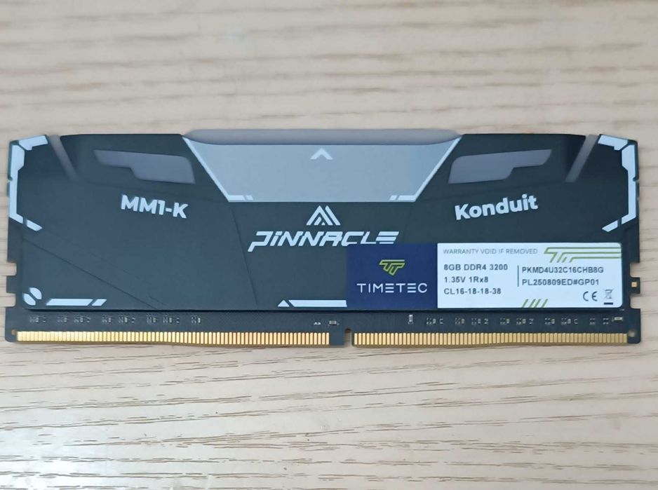 DDR4 PINNACLE Konduit 8GB 3200MHz