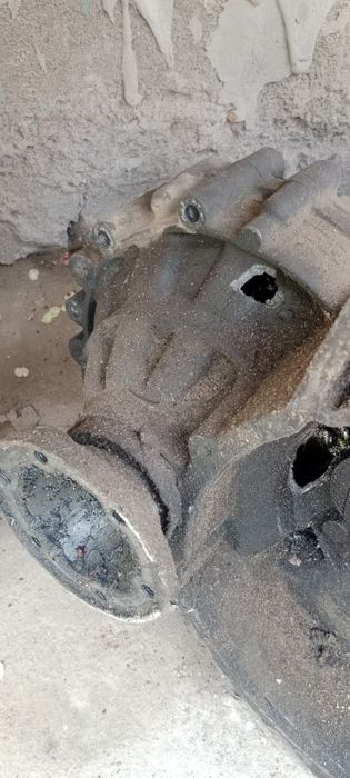 Продам коробку механика на гольф 3.    2 литра