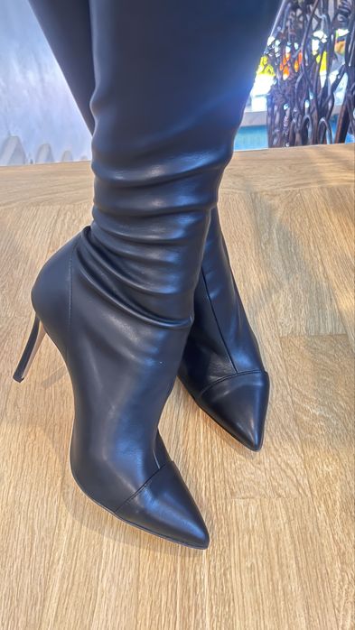 Cizme din piele elastica