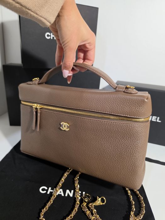 Налична чанта Chanel Lunch Box 26c
