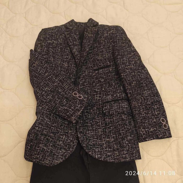 Детски костюм за 4 г.