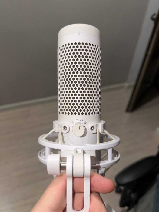 Микрофон HyperX Quadcast S