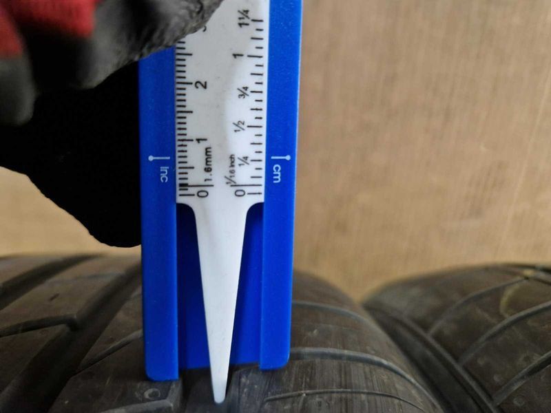 2 Nexen R17 215/55
летни гуми
DOT4919