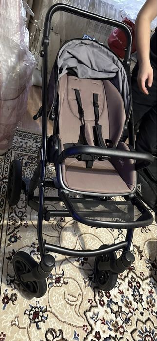 Продам коляску anex