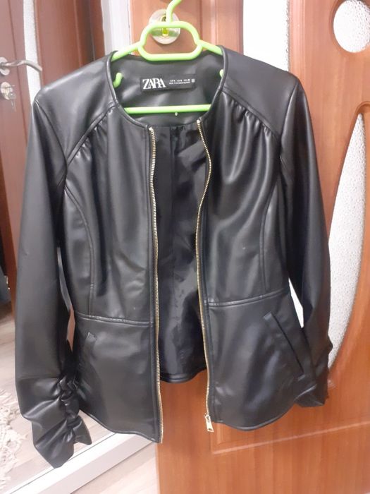 Geaca de piele s zara