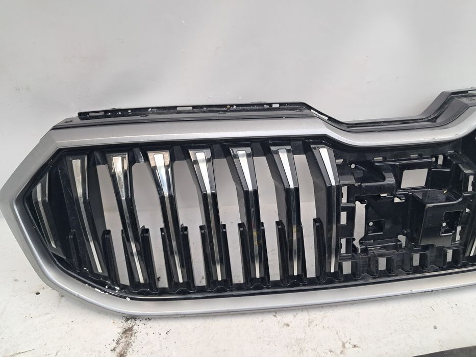 Грил решетка Skoda Superb 4 Skoda Superb 3
